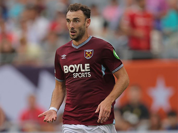 Celtic Pimpin Perburuan Gelandang West Ham, Andy Irving